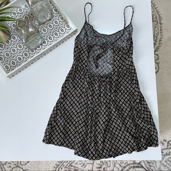 Forever 21 Dress with Tie Back - Picture 1 of 5